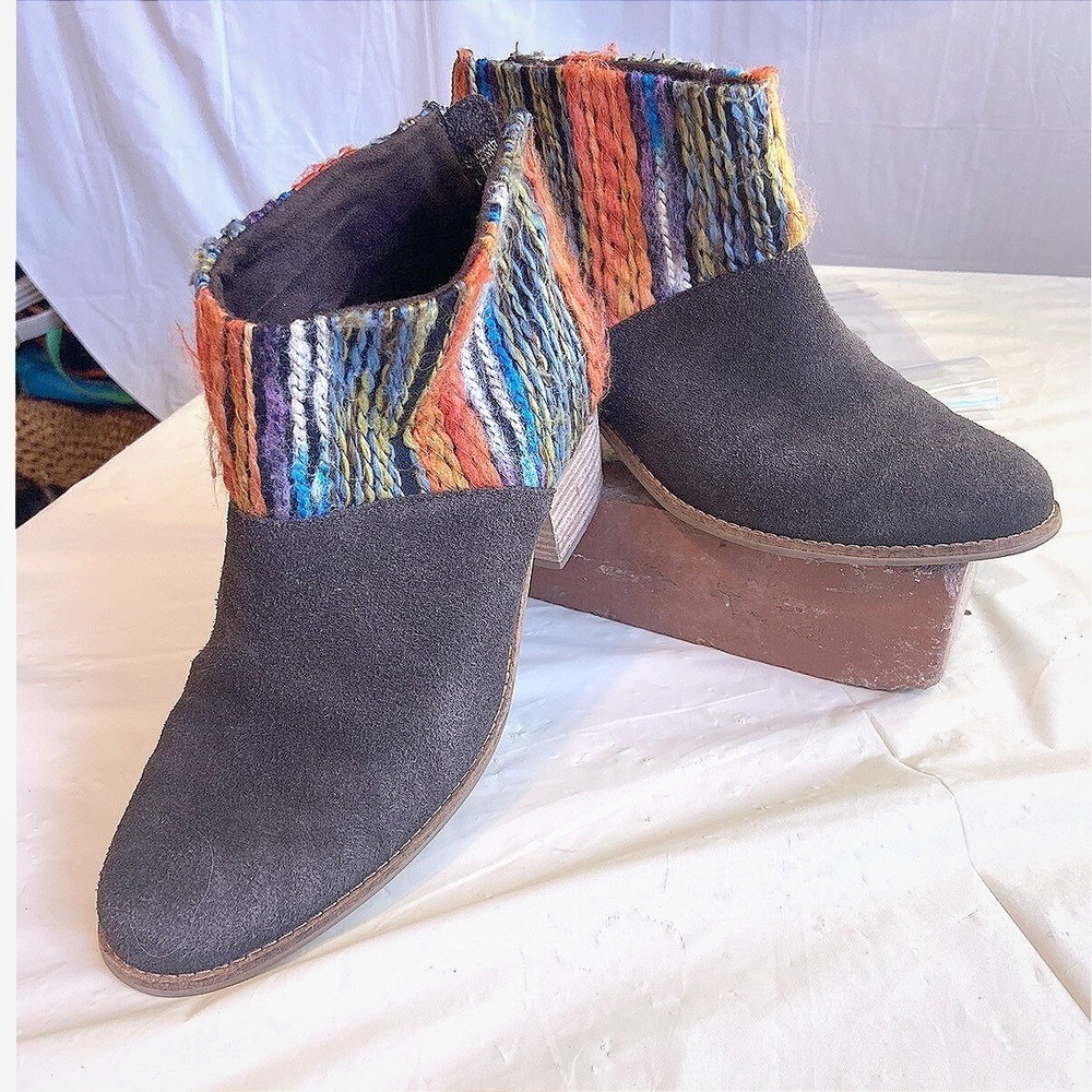 TOMS Leila Brown Suede Woven Ankle Booties Multicolor Boho Tassel Womens 10‎